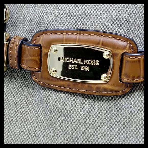 Michael Kors Hamilton Large EW Studded Satchel - Picture 5 of 13